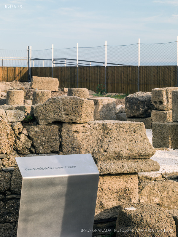 cal patro casa masia zest architecture gavarres jg436 39