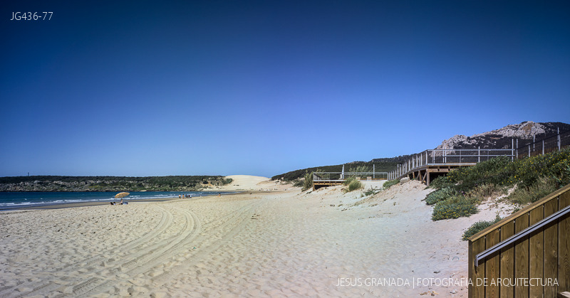 cal patro casa masia zest architecture gavarres jg436 77