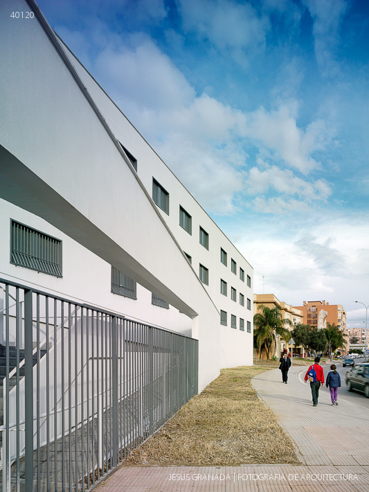 viviendas algeciras estudio carbajal cadiz40120