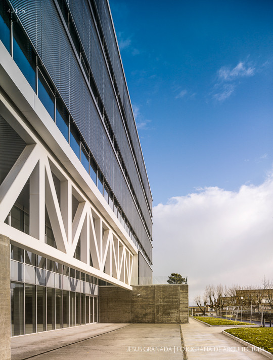 oficinas davila santander oloriz hernandez 42175