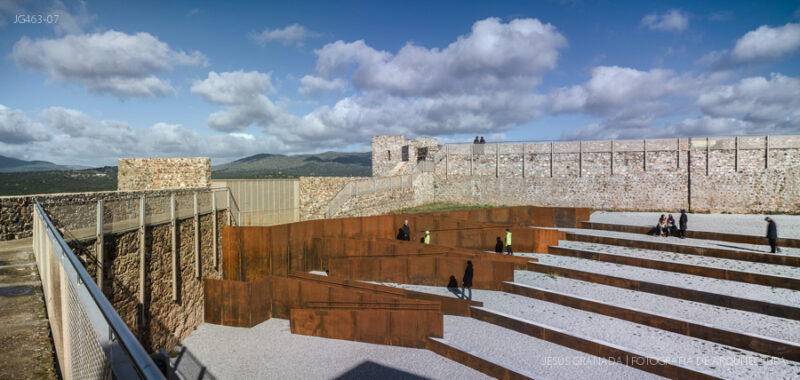 CASTILLO REAL DE JARA VILLEGAS BUENO ARQUITECTOS JG463 07