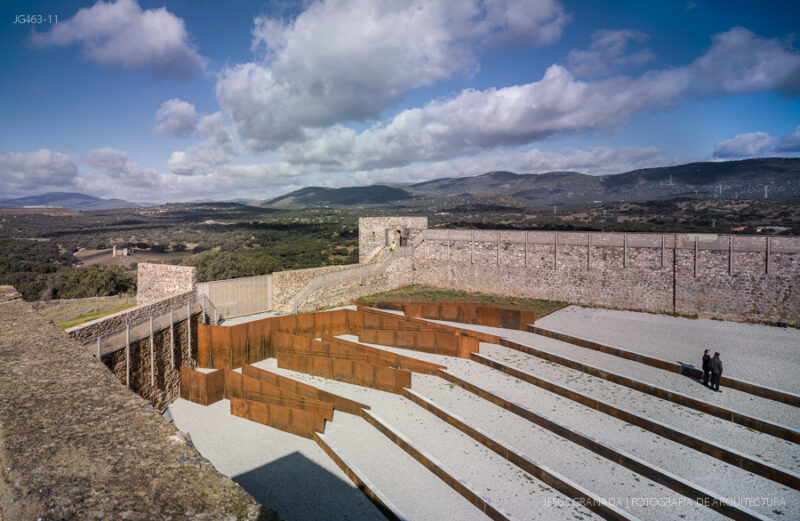 CASTILLO REAL DE JARA VILLEGAS BUENO ARQUITECTOS JG463 11