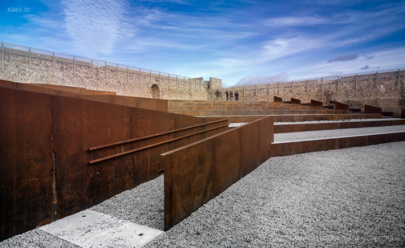 CASTILLO REAL DE JARA VILLEGAS BUENO ARQUITECTOS JG463 30