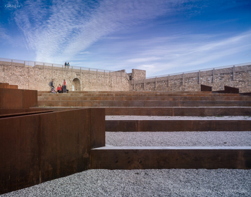 CASTILLO REAL DE JARA VILLEGAS BUENO ARQUITECTOS JG463 33a