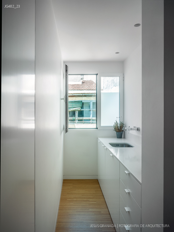 APARTEMTNO ALICANTE INTERIORISMO NACHO MARI JG482 23