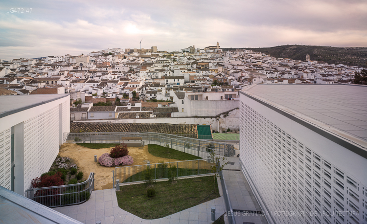 CENTRO DIA TERCERA EDAD BAENA BAUM PACO GOMEZ ARQUITECTOS JG472 47