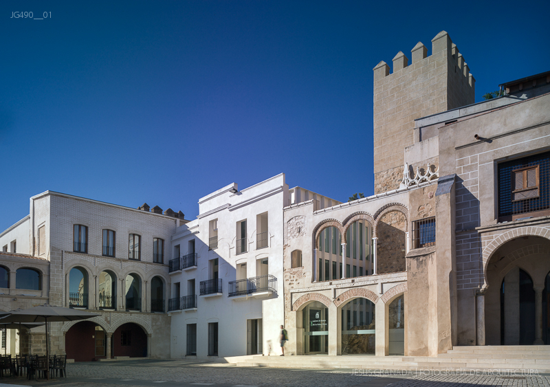 OFICINAS CONCEJALIA FIESTAS BADAJOZ GALEANO PERAMATO JG490 01