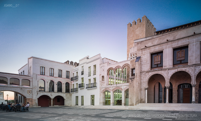 OFICINAS CONCEJALIA FIESTAS BADAJOZ GALEANO PERAMATO JG490 07