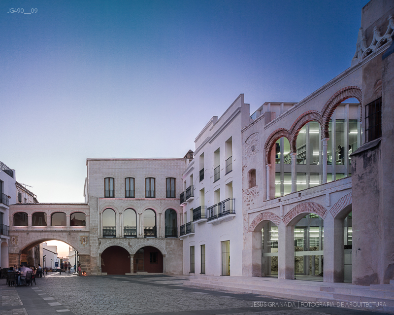 OFICINAS CONCEJALIA FIESTAS BADAJOZ GALEANO PERAMATO JG490 09