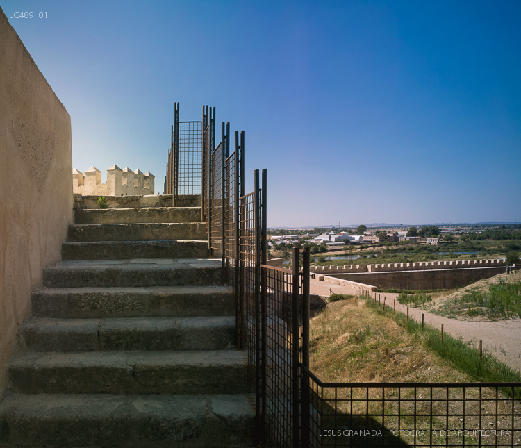 REHABILITACION ALCAZABA BADAJOZ JULIAN PRIETO JORGE LOPEZ JG489 01