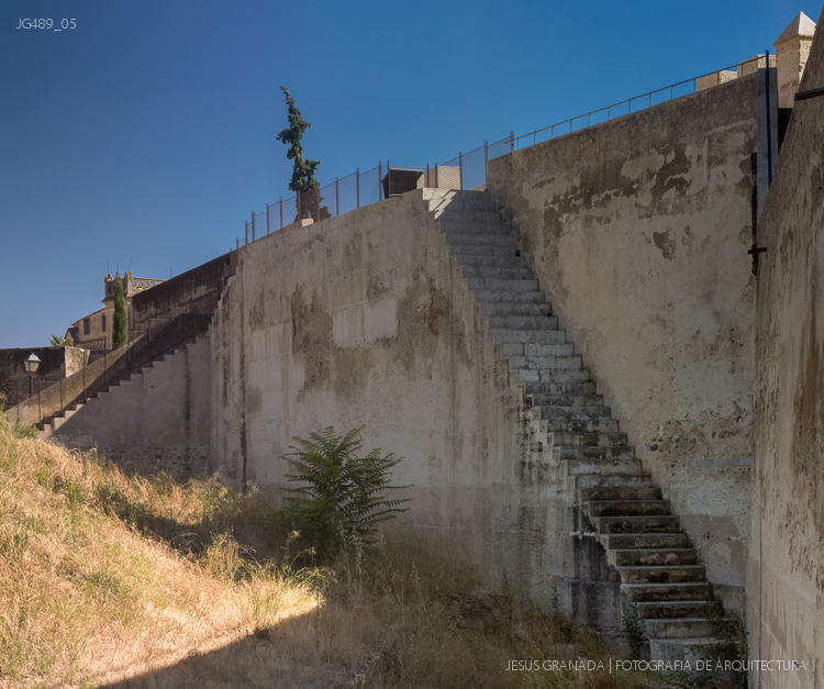 REHABILITACION ALCAZABA BADAJOZ JULIAN PRIETO JORGE LOPEZ JG489 05