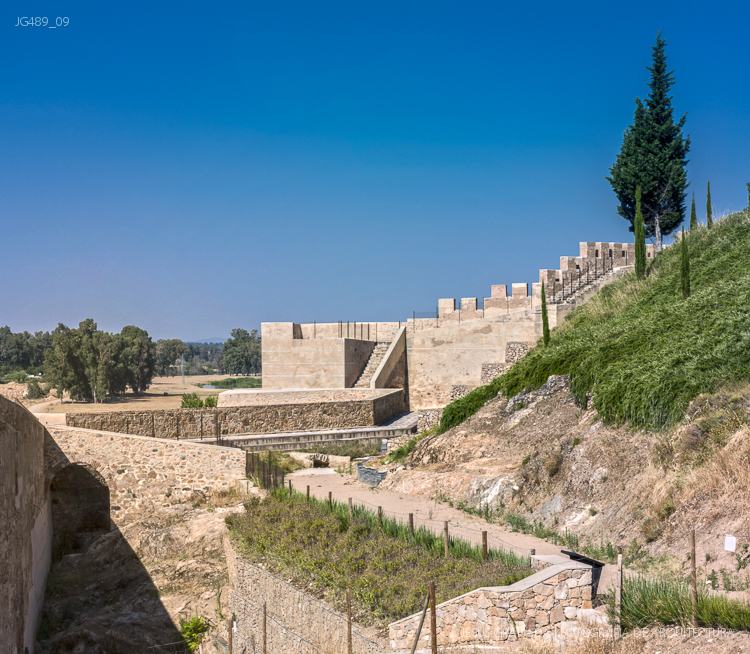 REHABILITACION ALCAZABA BADAJOZ JULIAN PRIETO JORGE LOPEZ JG489 09