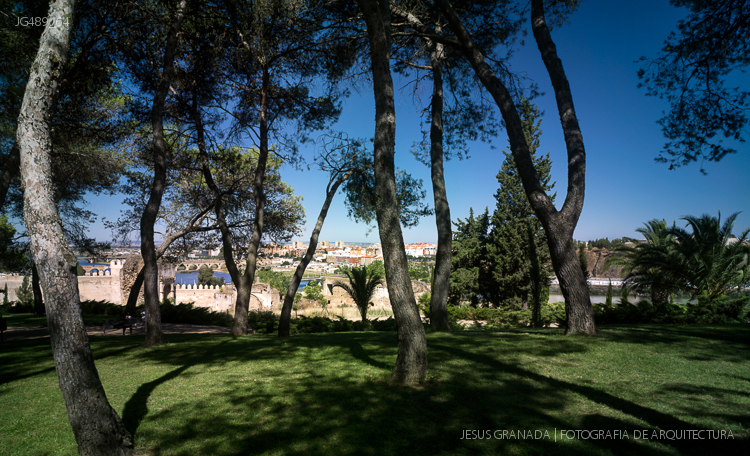 REHABILITACION ALCAZABA BADAJOZ JULIAN PRIETO JORGE LOPEZ JG489 64