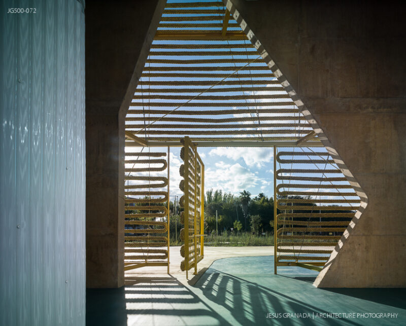 VILLANUEVA CONGRESS CENTER PANCORBO DEVILLAR CHACON MARTIN JG500 072