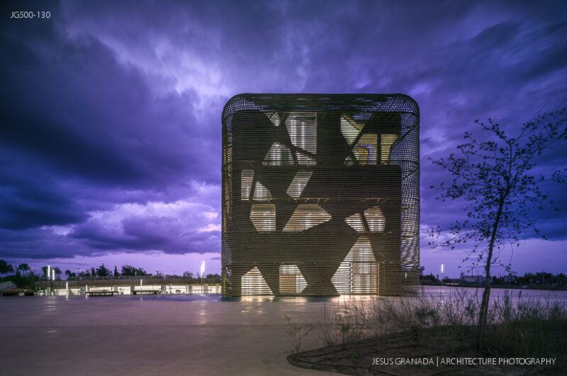VILLANUEVA CONGRESS CENTER PANCORBO DEVILLAR CHACON MARTIN JG500 130