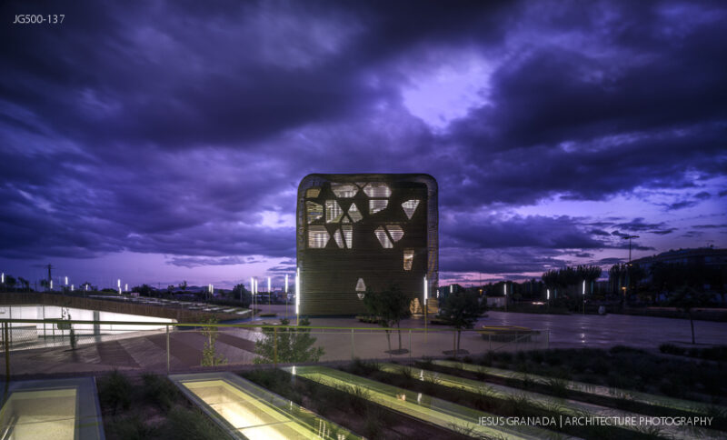 VILLANUEVA CONGRESS CENTER PANCORBO DEVILLAR CHACON MARTIN JG500 137