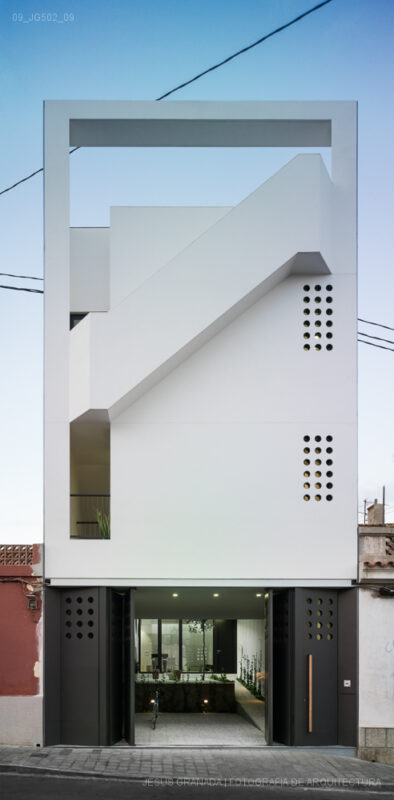 CASA SAN GABRIEL ALICANTE ISAAC PERAL ARQUITECTO 09 JG502 09