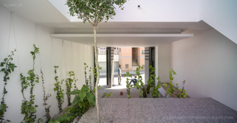 CASA SAN GABRIEL ALICANTE ISAAC PERAL ARQUITECTO 16 JG502 60