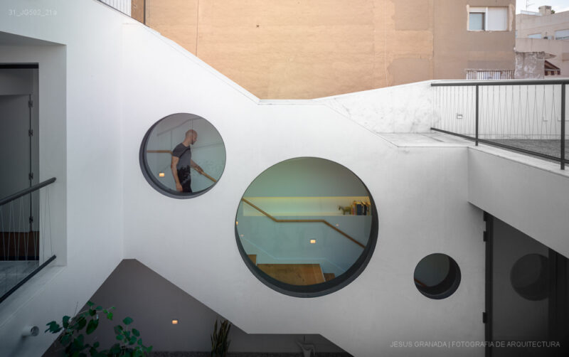 CASA SAN GABRIEL ALICANTE ISAAC PERAL ARQUITECTO 31 JG502 21a