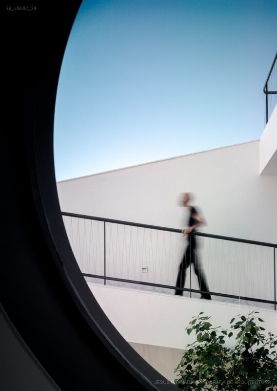 CASA SAN GABRIEL ALICANTE ISAAC PERAL ARQUITECTO 36 JG502 34