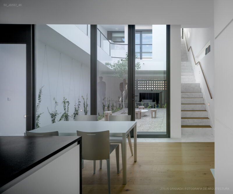 CASA SAN GABRIEL ALICANTE ISAAC PERAL ARQUITECTO 50 JG502 46