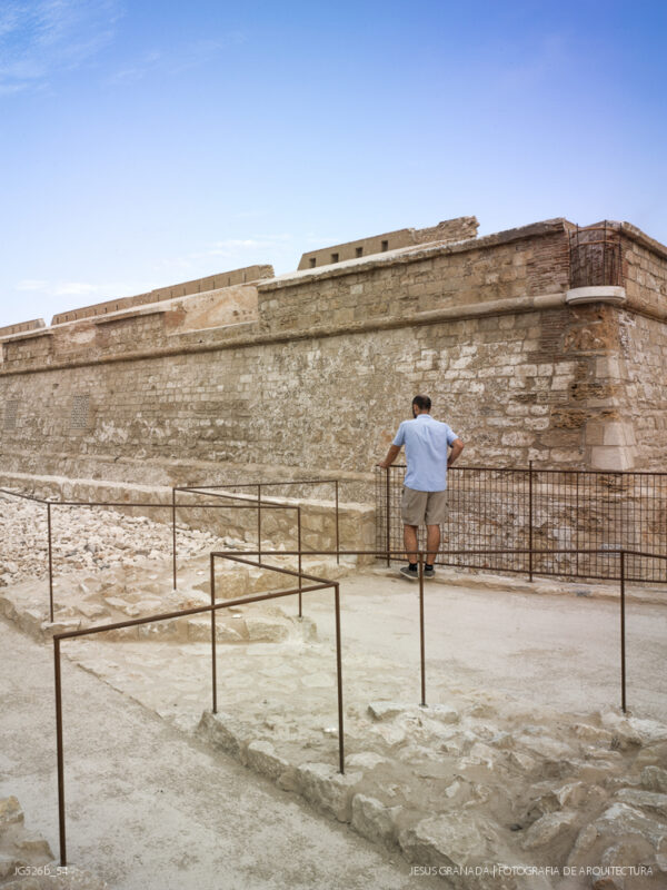 Camino del fuerte Victoria Grande