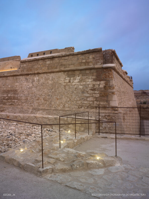 Camino del fuerte Victoria Grande