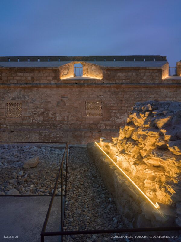 Camino del fuerte Victoria Grande