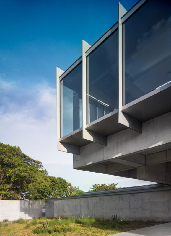 SEDE GRUPO PUMA SALVADOR RUIZ PARDO NEBREDA 08 JG539 67