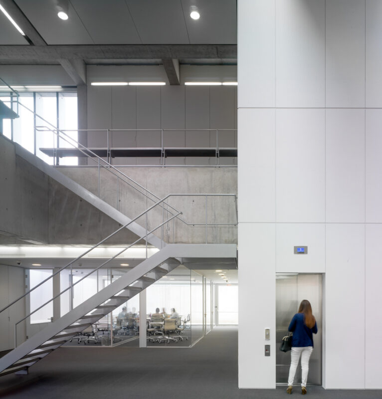 SEDE GRUPO PUMA SALVADOR RUIZ PARDO NEBREDA 37 JG539 12