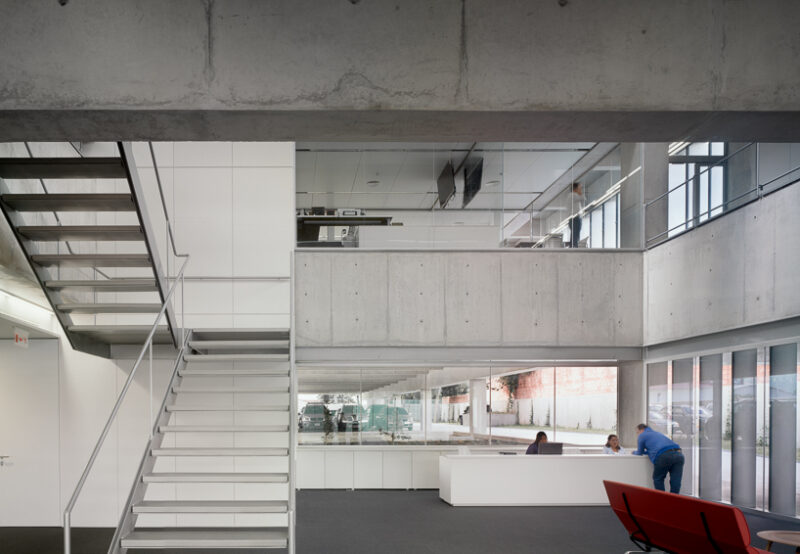 SEDE GRUPO PUMA SALVADOR RUIZ PARDO NEBREDA 38 JG539 15