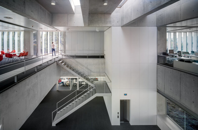 SEDE GRUPO PUMA SALVADOR RUIZ PARDO NEBREDA 39 JG539 23