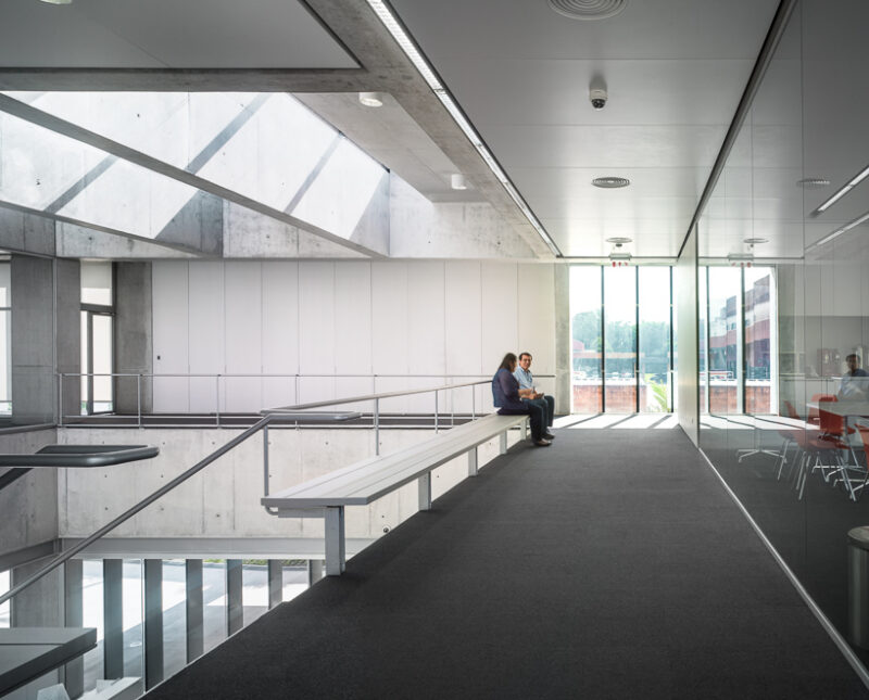 SEDE GRUPO PUMA SALVADOR RUIZ PARDO NEBREDA 44 JG539 55 1