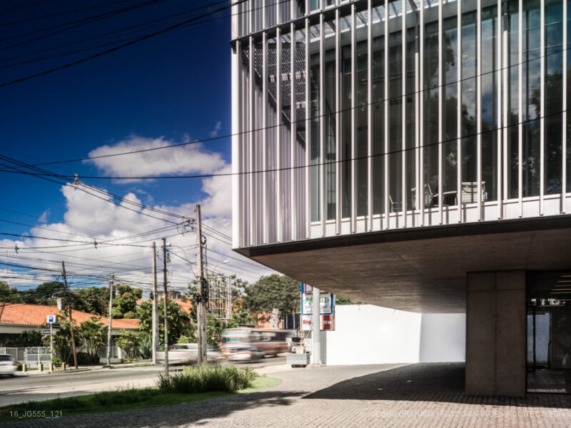 SEDE PUMA ENERGY PARAGUAY PARDO NEBREDA 16 JG555 121 1