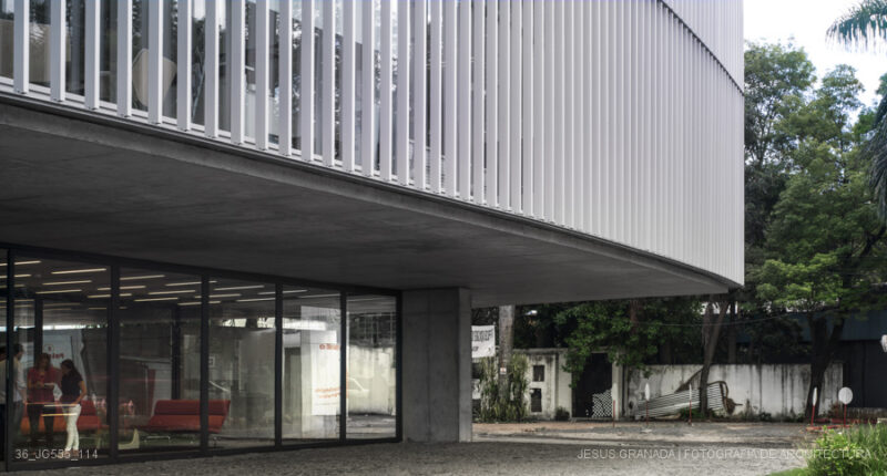 SEDE PUMA ENERGY PARAGUAY PARDO NEBREDA 36 JG555 114 1