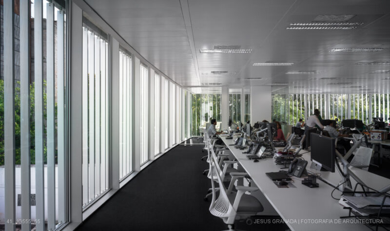 SEDE PUMA ENERGY PARAGUAY PARDO NEBREDA 41 JG555 65 1