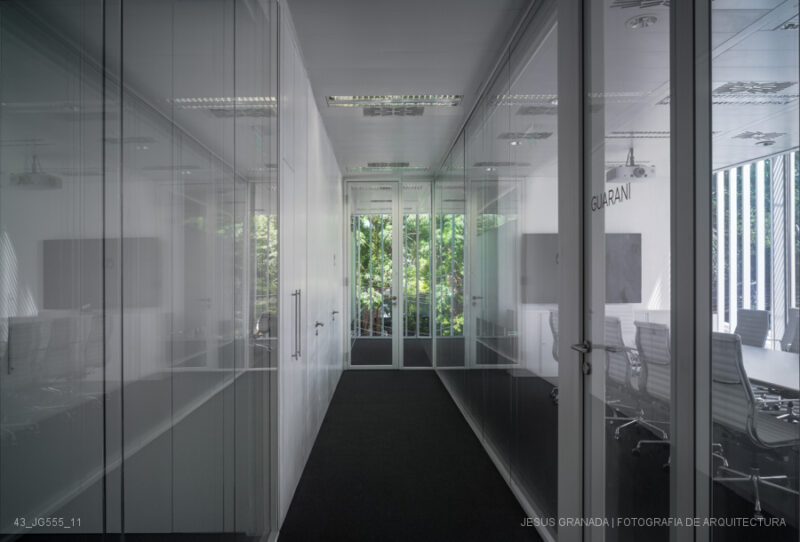 SEDE PUMA ENERGY PARAGUAY PARDO NEBREDA 43 JG555 11 1