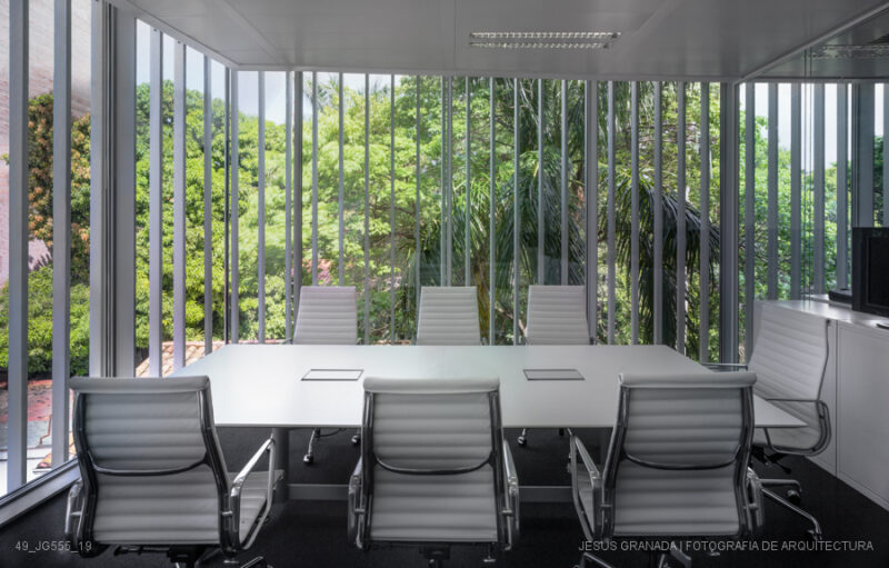 SEDE PUMA ENERGY PARAGUAY PARDO NEBREDA 49 JG555 19 1