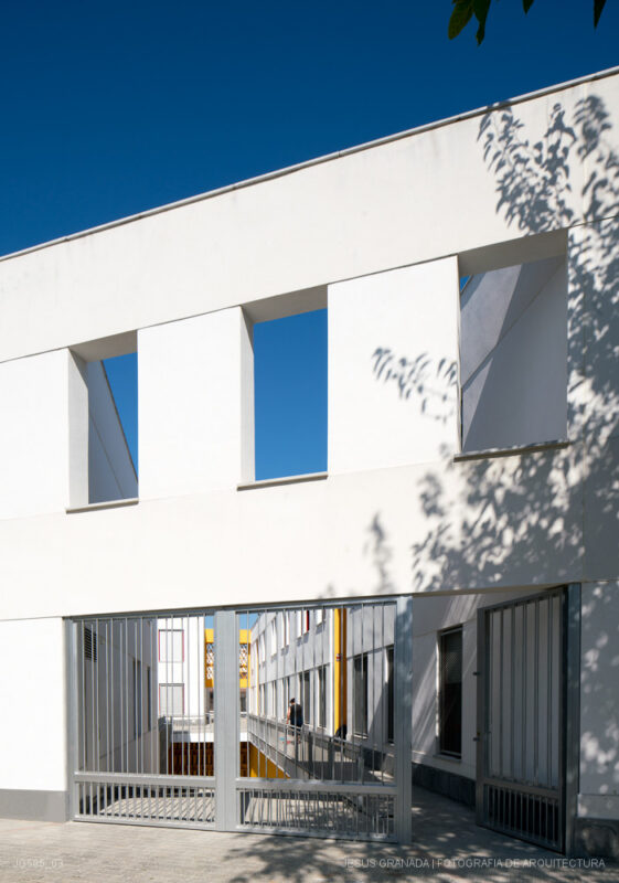 Viviendas sociales junto al cementerio de Chipiona