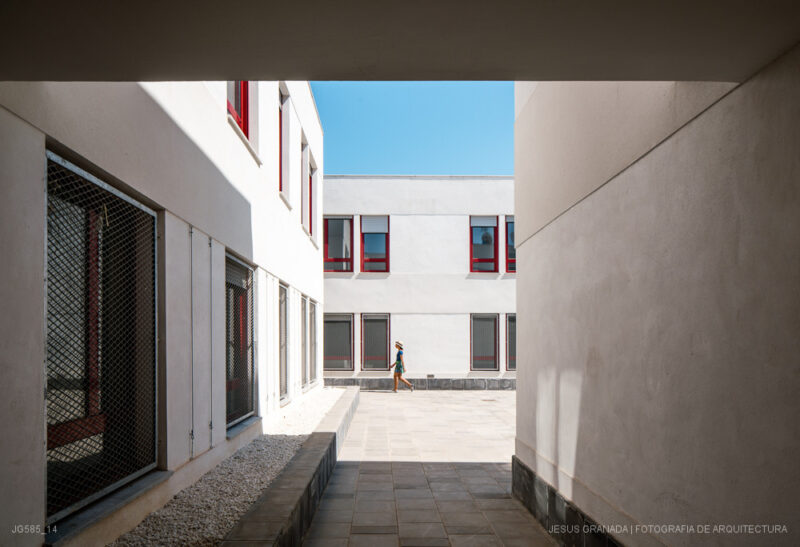Viviendas sociales junto al cementerio de Chipiona