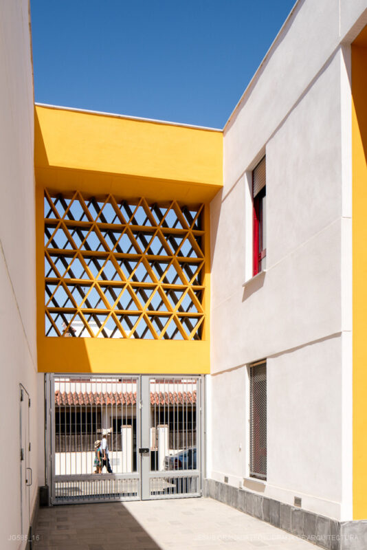 Viviendas sociales junto al cementerio de Chipiona