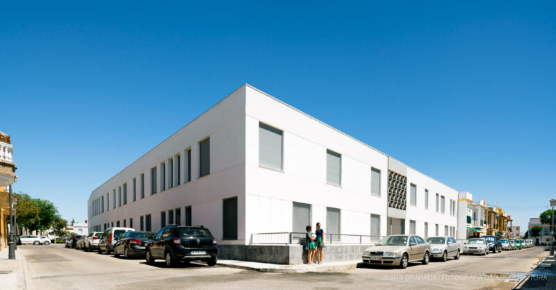 Viviendas sociales junto al cementerio de Chipiona