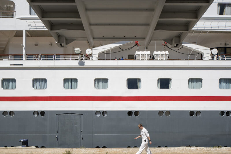 Terminal de cruceros del puerto de Sevilla