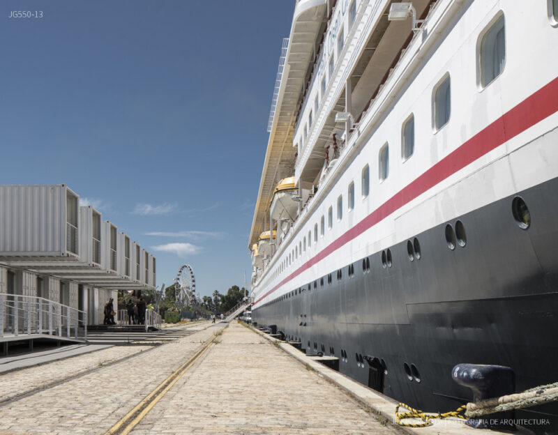 Terminal de cruceros del puerto de Sevilla