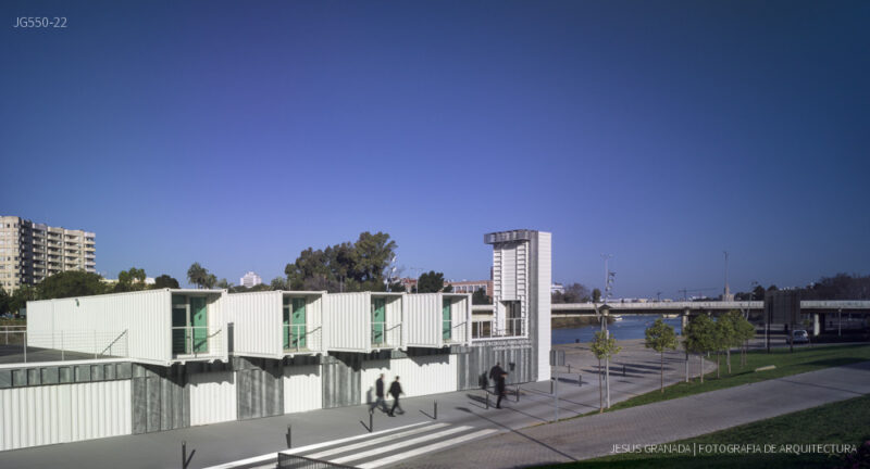 Terminal de cruceros del puerto de Sevilla