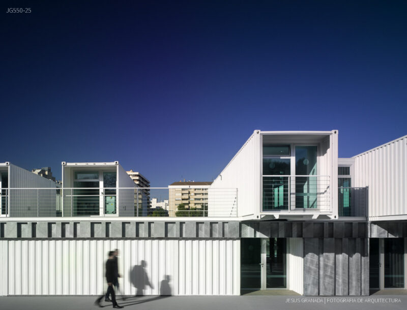 Terminal de cruceros del puerto de Sevilla