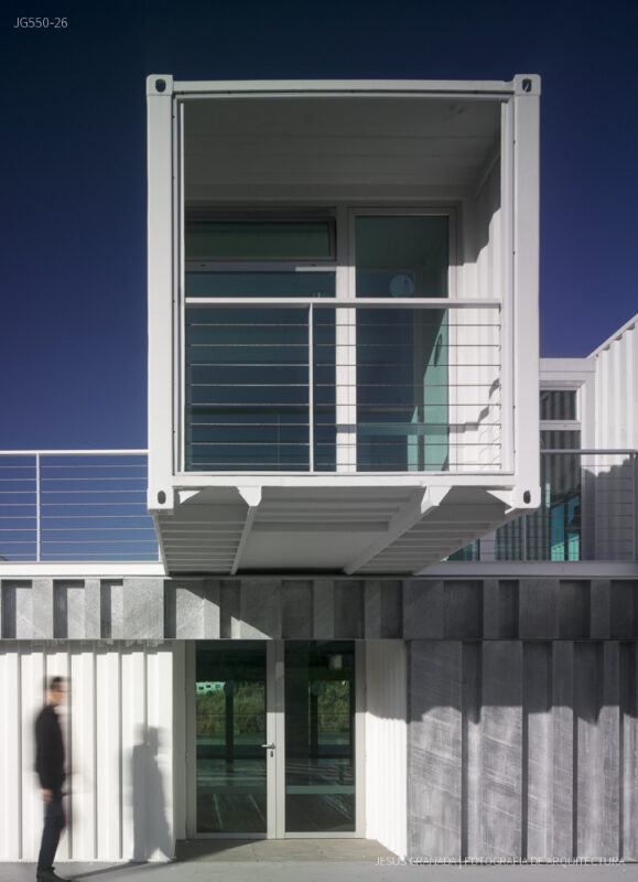 Terminal de cruceros del puerto de Sevilla