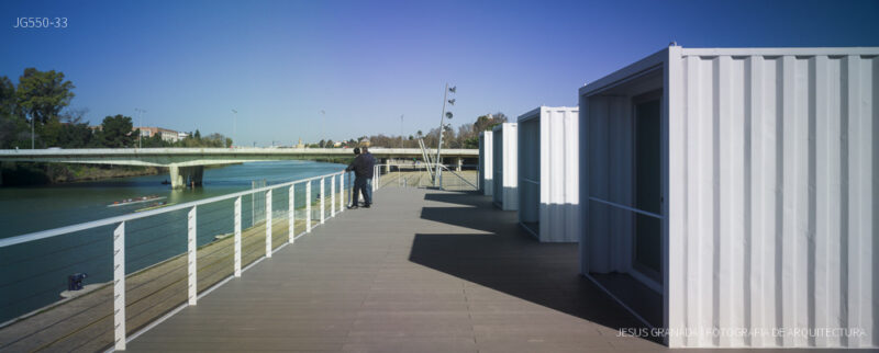 Terminal de cruceros del puerto de Sevilla