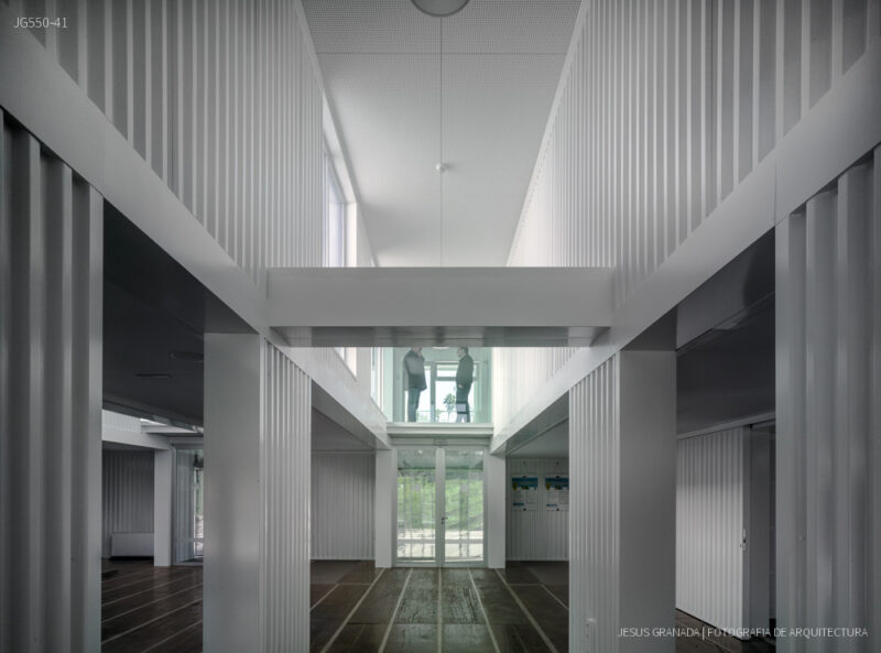 Terminal de cruceros del puerto de Sevilla