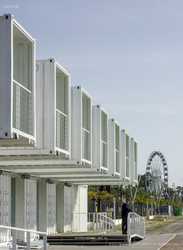 Terminal de cruceros del puerto de Sevilla